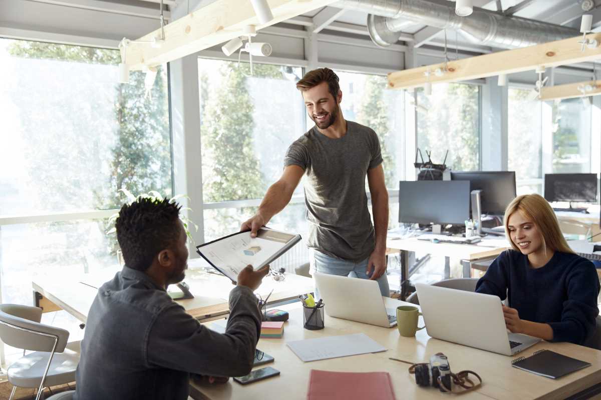 How to Handle the “That’s Not My Job” Attitude